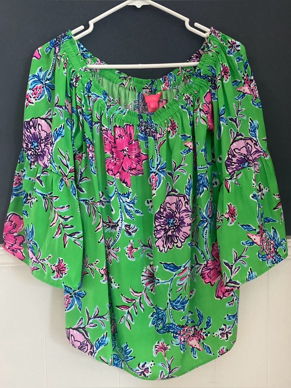 TitleLilly Pulitzer Nevie Off-The-Shoulder Top Brewster Blooms Gecko Green Large